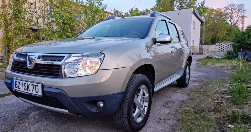 Dacia Duster cena 36500 przebieg: 97800, rok produkcji 2012 z Tuczno małe 407